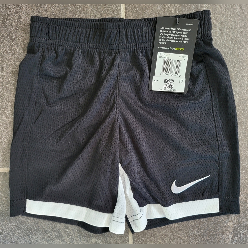 Nike 86D426-023 Boys Black White Dri-fit Basketball Shorts Size 4 NWT